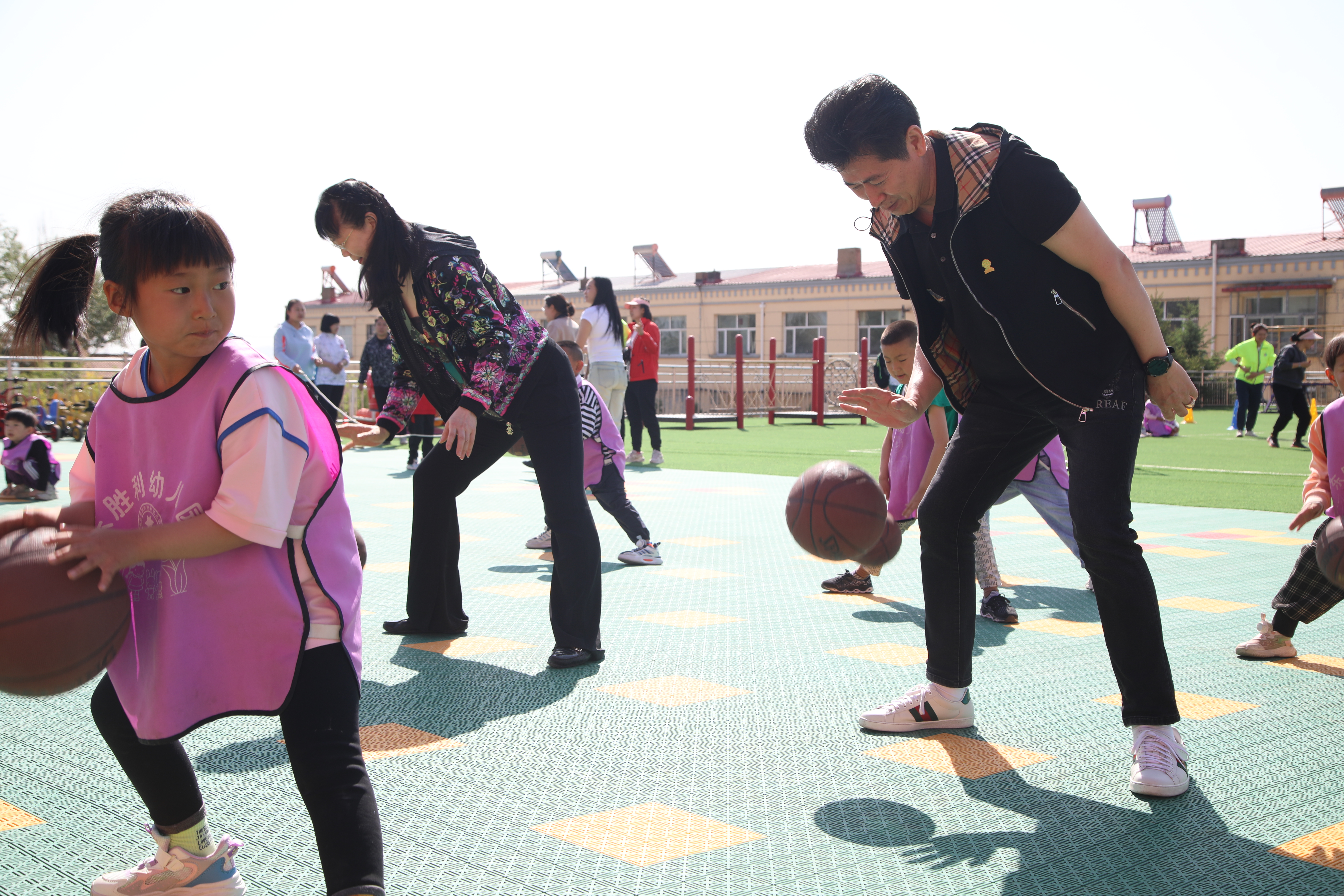 王成安 尹建平伉俪爱心回访 - 图片2