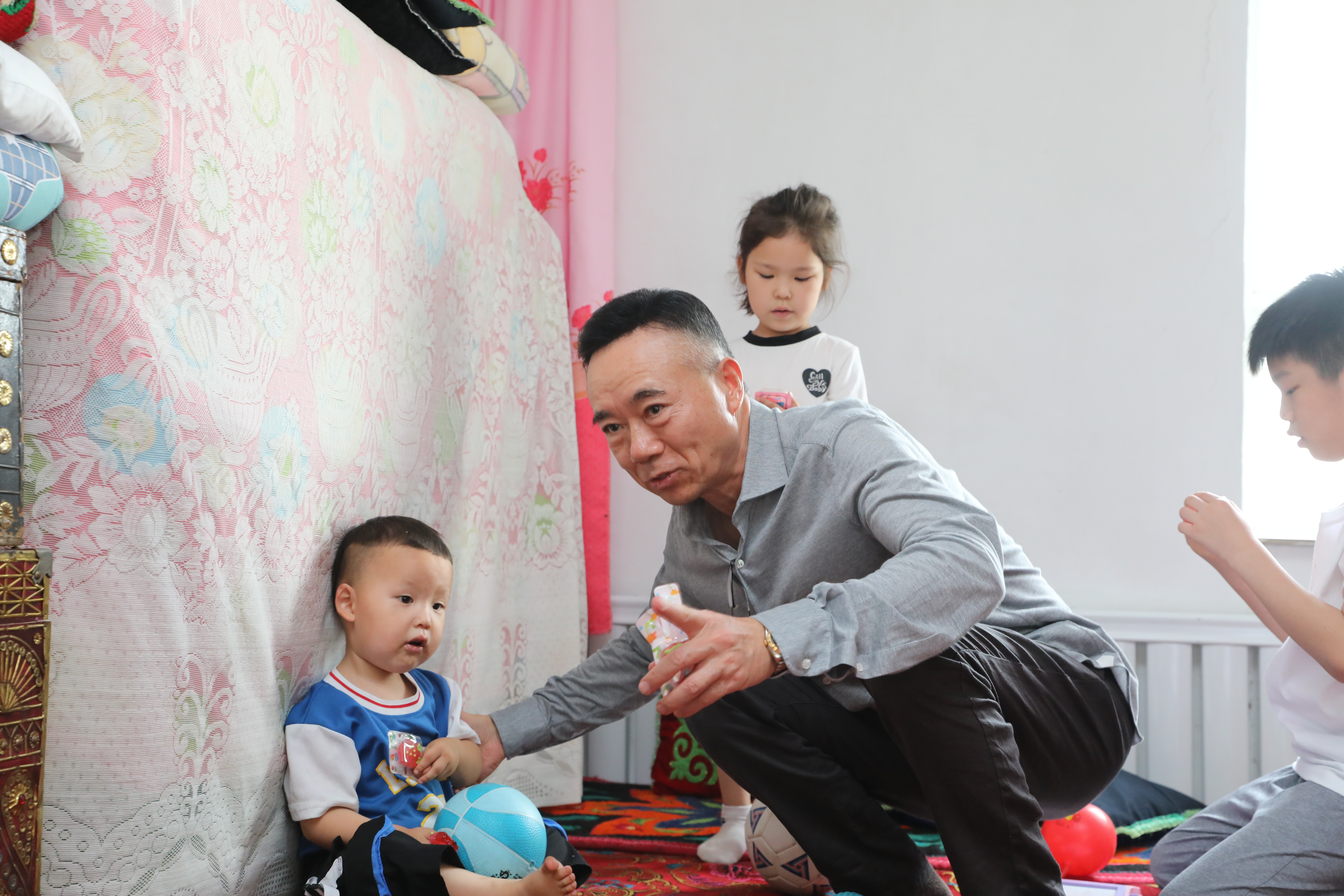 吴奕女士爱心回访 - 图片1