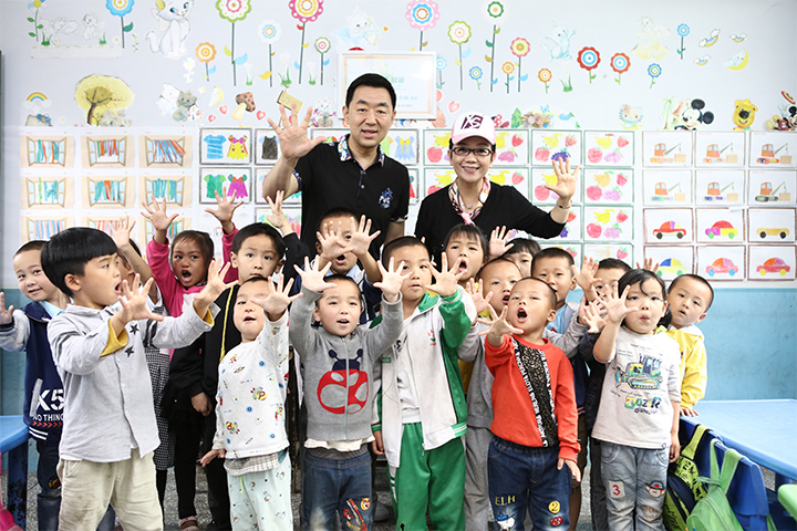 周帆扬 郑新清伉俪爱心回访 - 图片3