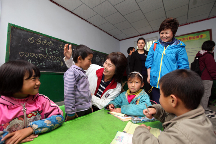 陈金春 蒋仙凤伉俪爱心回访 - 图片4