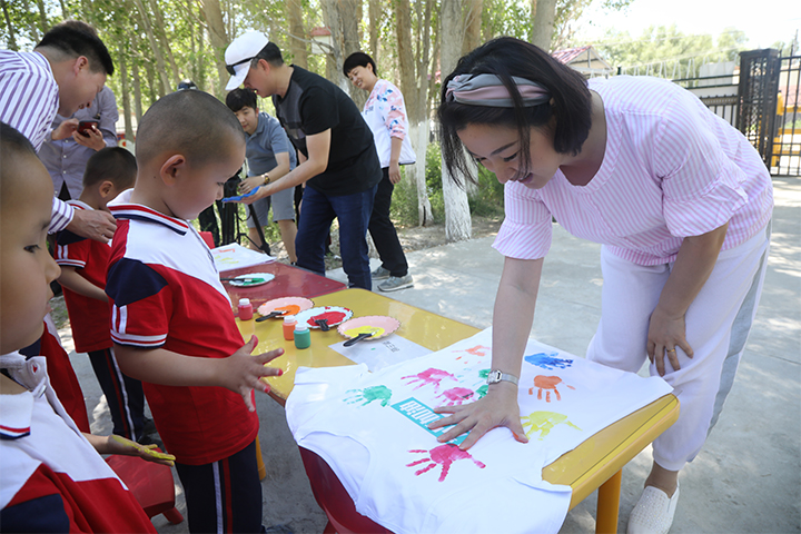 刘德沛 金梅伉俪爱心回访 - 图片7