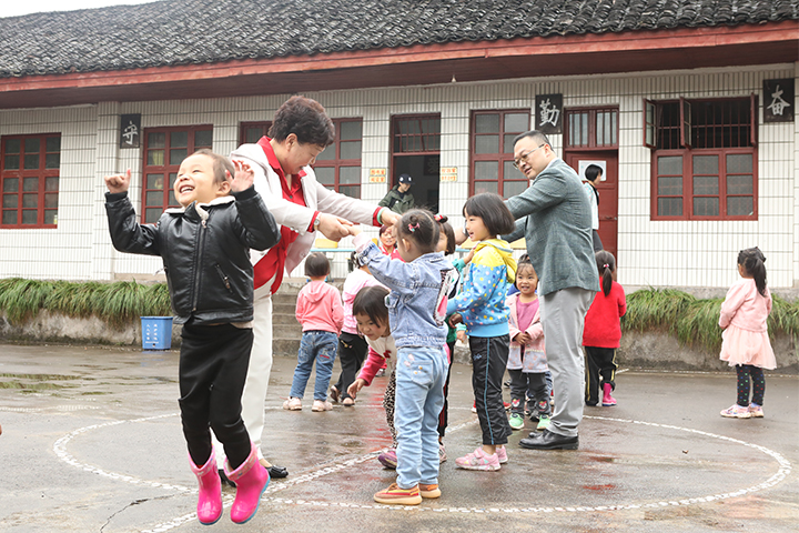 方建华爱心回访 - 图片8