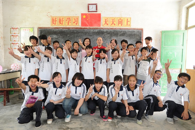 连敏 徐小敏伉俪爱心回访 - 图片4