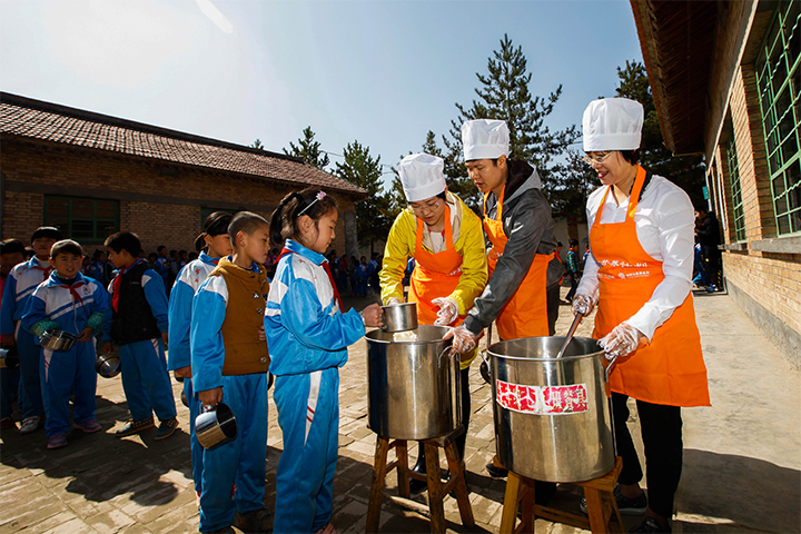毛忠 王寒茹爱心回访 - 图片11