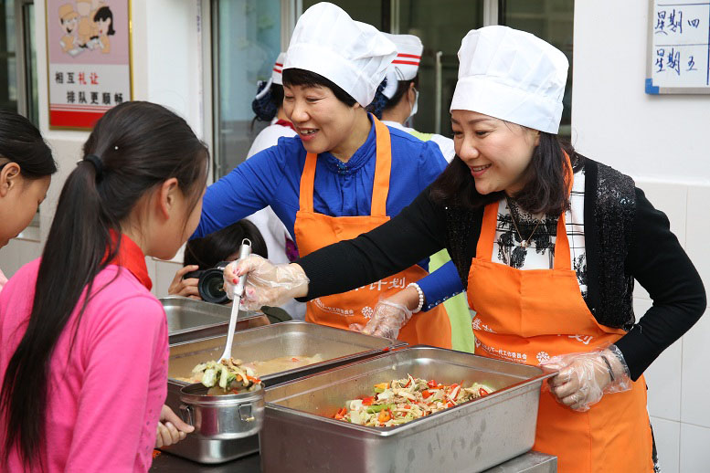 范建平女士爱心回访相册 - 图片4
