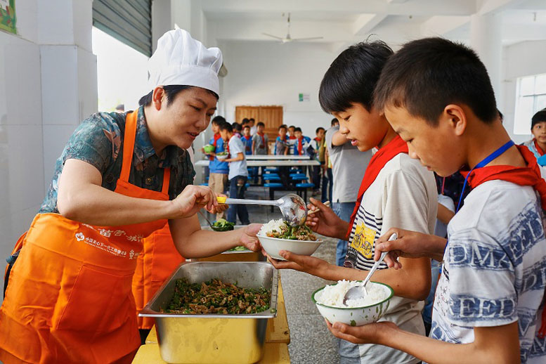 李军、陈忠伉俪爱心回访相册 - 图片4