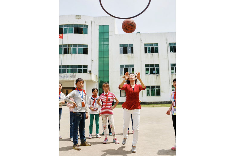 王颖女士爱心回访相册 - 图片1